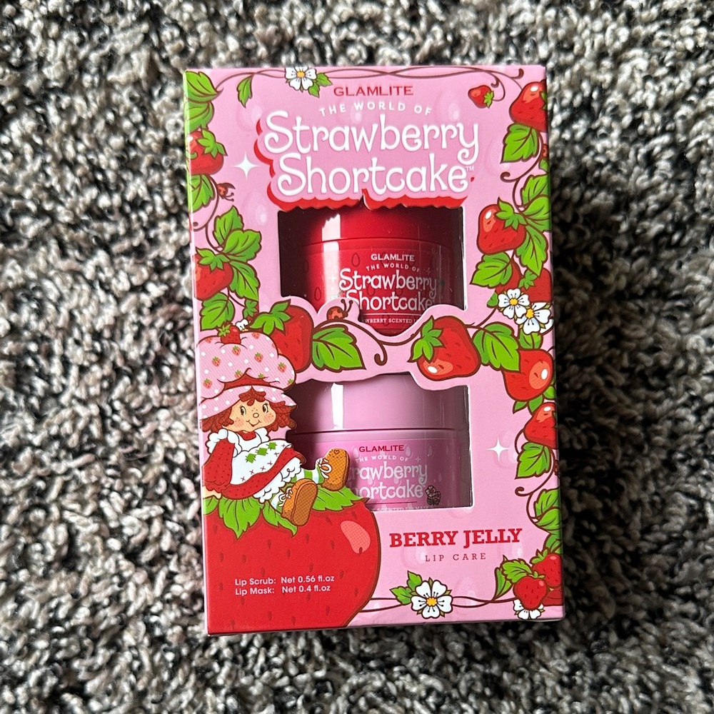 Glamlite Strawberry Shortcake Lip Care Set